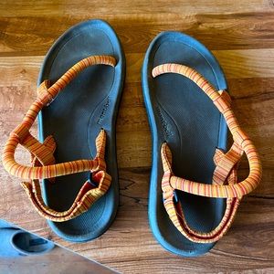 Montbell Men’s Sandals Sz Large (10.5-11.5)